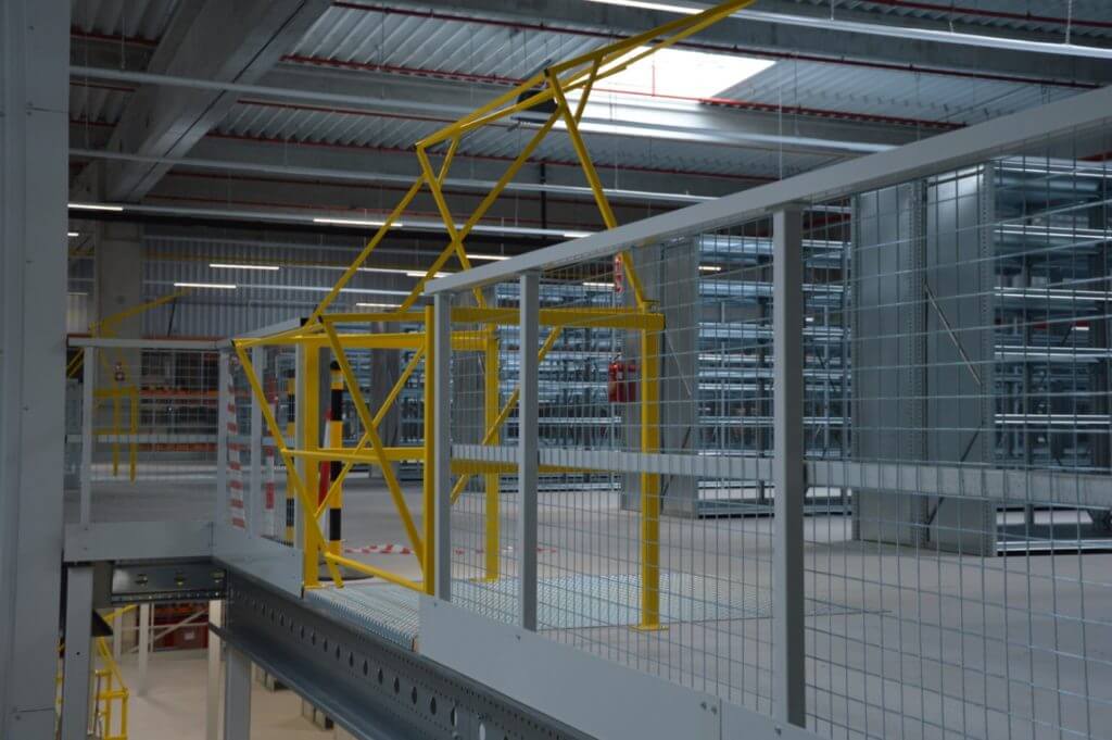 dsc_0782-jpg-1 Regały wielopoziomowe w aranżacji wysokich magazynów
