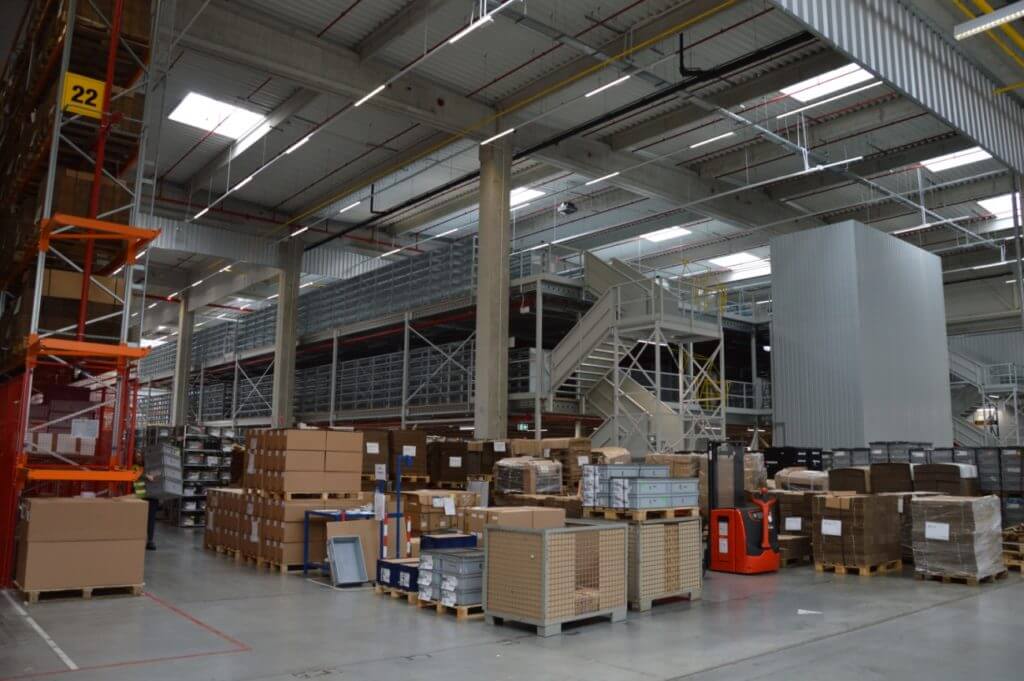 dsc_0815-jpg-1 Regały wielopoziomowe w aranżacji wysokich magazynów