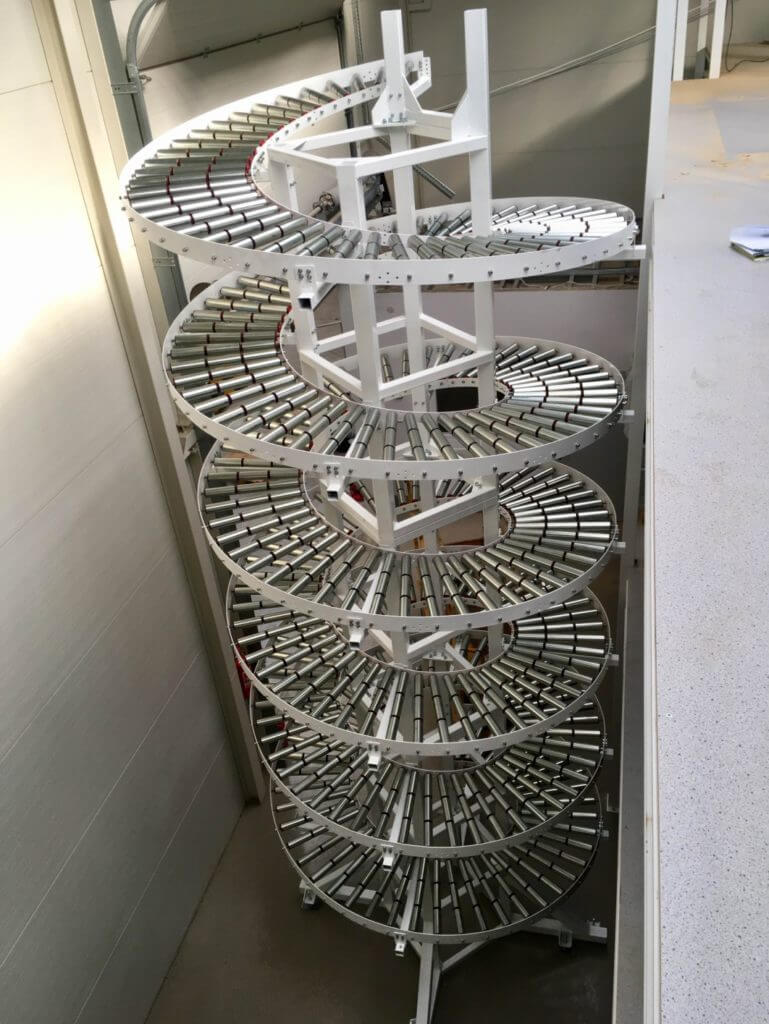 img_1416-jpg-1 Regały wielopoziomowe w aranżacji wysokich magazynów