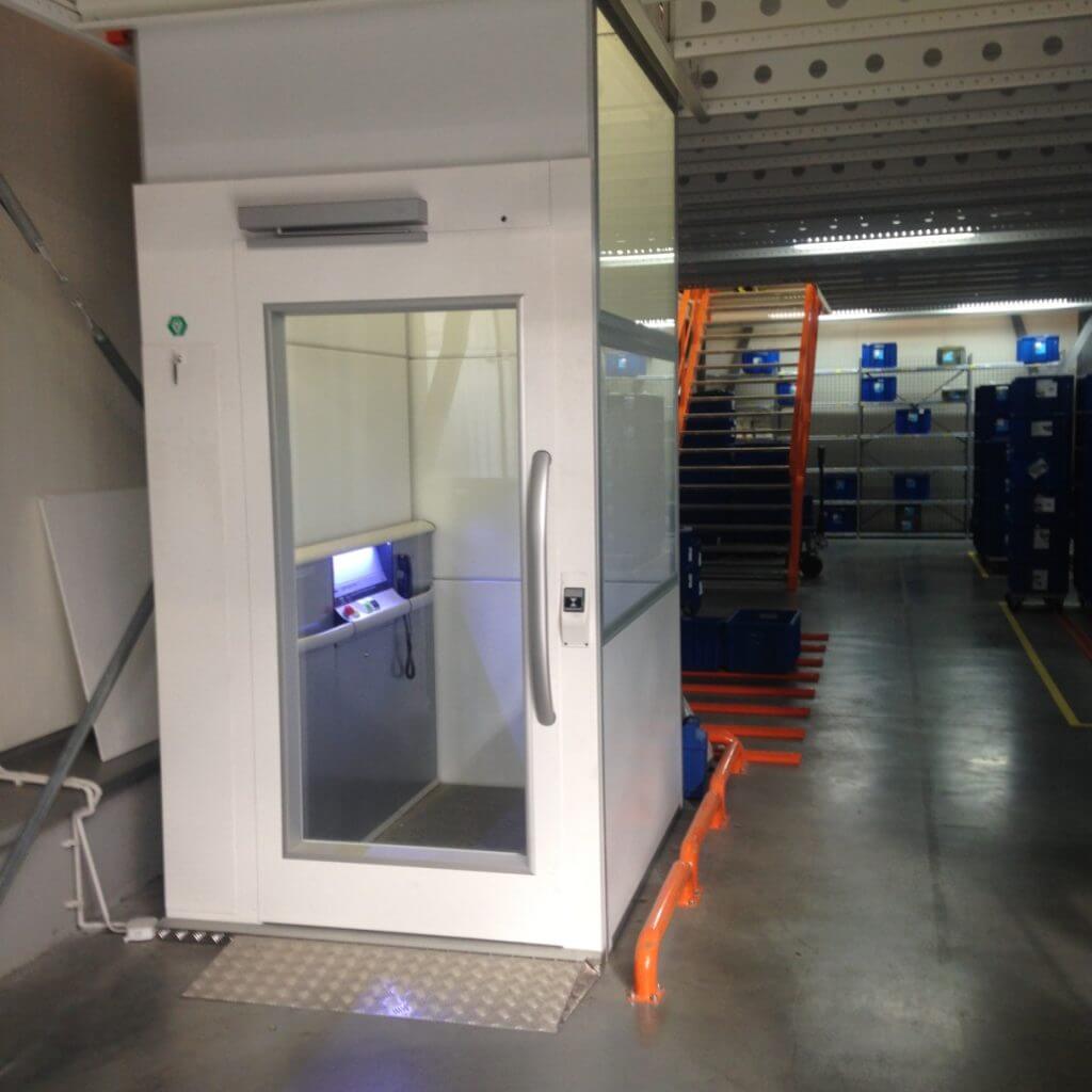 img_2346-jpg-1 Regały wielopoziomowe w aranżacji wysokich magazynów